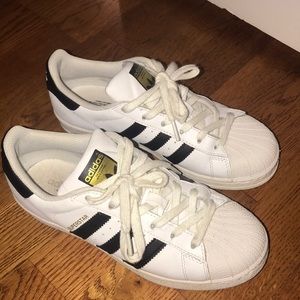 Adidias Superstar